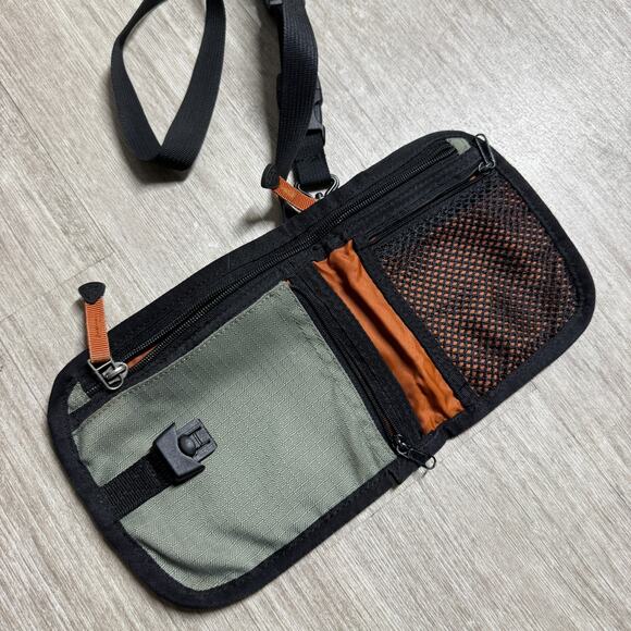 Vintage 90s Nike ACG Mini One Shoulder Mini Sling Wallet Canvas Bag Rare - Picture 2 of 7